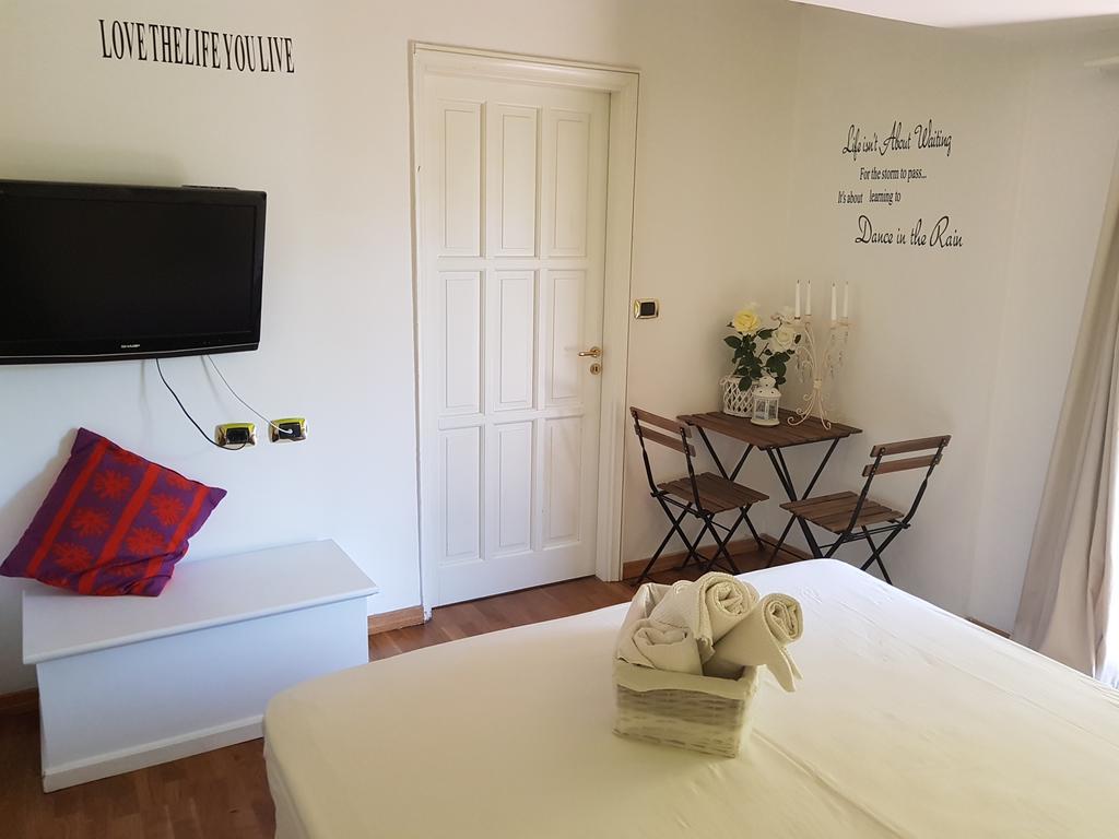 B&B Albaluna Valenzano Exterior photo