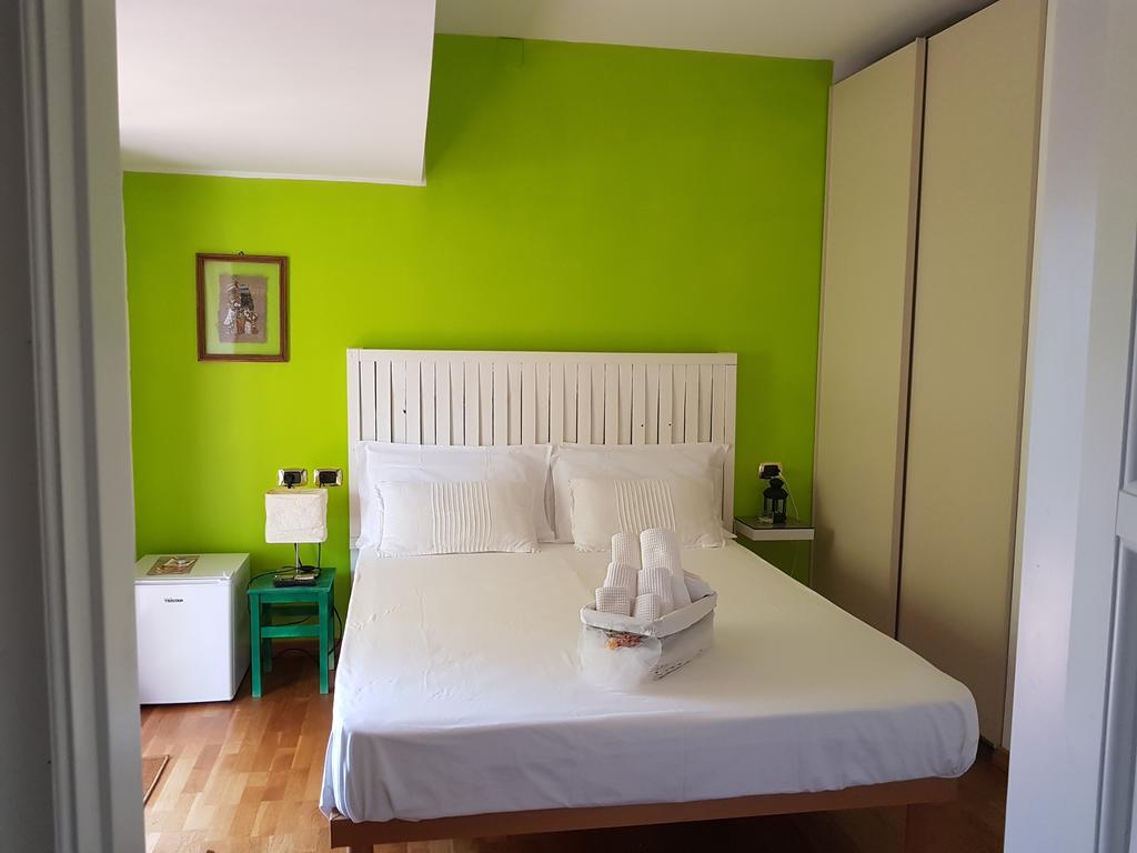 B&B Albaluna Valenzano Exterior photo